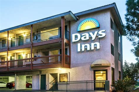 Hotel Days Inn Anaheim West, Anaheim - trivago.com