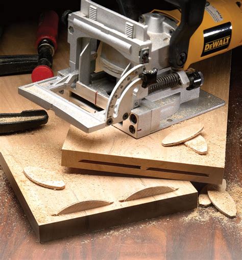 A New Manual for Biscuit Joiners - Popular Woodworking Magazine