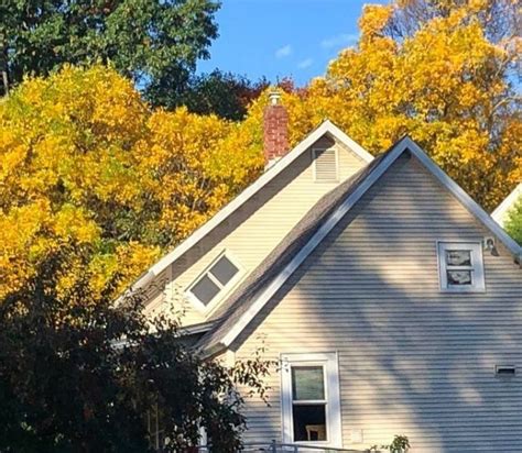 Why Do New England Homes Have ‘Witch Windows’? - Homemaking.com ...