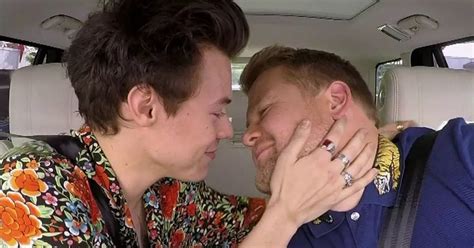 Harry Styles and James Corden KISS in star-studded Christmas Carpool ...