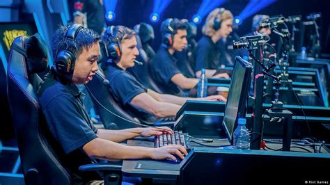 Science shows that eSports professionals are real athletes | Sports | DW.COM | 12.03.2016