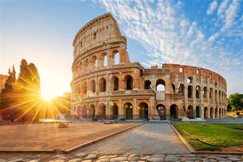 2023 Colosseum tour 1 hour provided by Elisabetta Barbaro