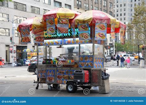 New York City Food Cart editorial stock photo. Image of food - 160146558