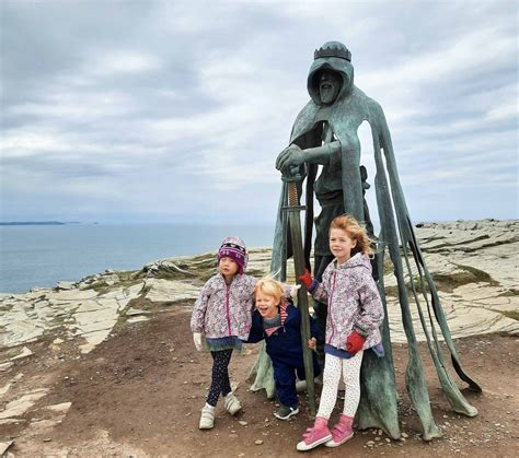 On the Trail of the Legendary King Arthur, in Tintagel – Children of Wanderlust