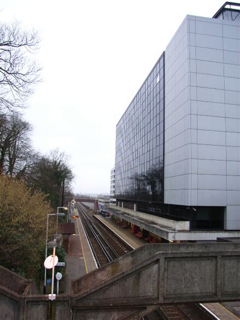 Bracknell Station © Andrew Smith :: Geograph Britain and Ireland