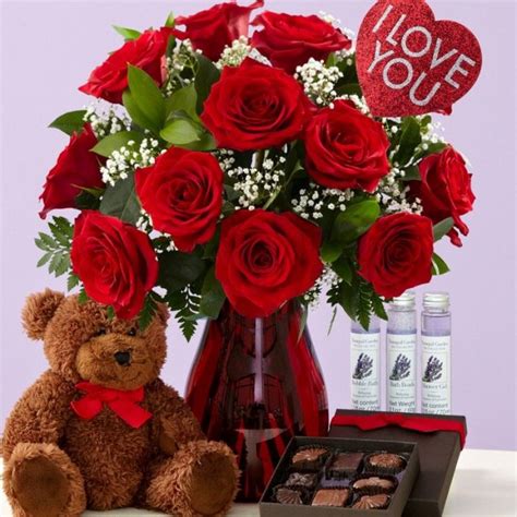 30 Cute Romantic Valentines Day Ideas for Her 2024