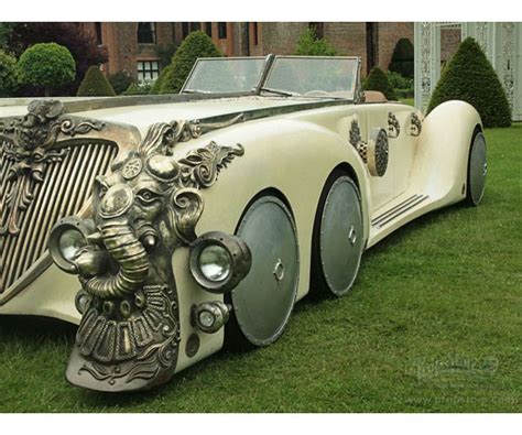 The Nautilus Car | Propstore – Ultimate Movie Collectables