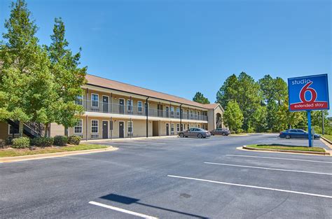 Hotels near Center for Wildlife Education Statesboro, Statesboro ...