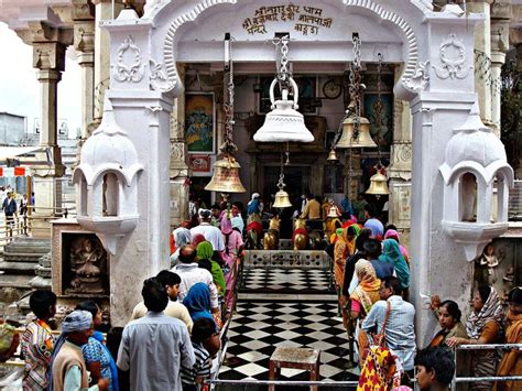 Chamunda Devi Mandir Kangra, Himachal Pradesh | Templeduniya