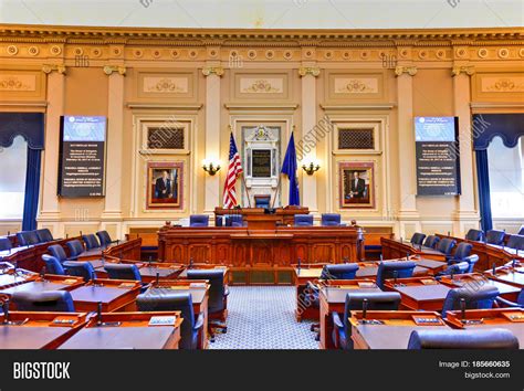 Virginia State Capitol Image & Photo (Free Trial) | Bigstock