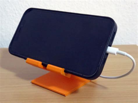 Charging stand for iPhone 12 Pro by feubleu | Download free STL model ...