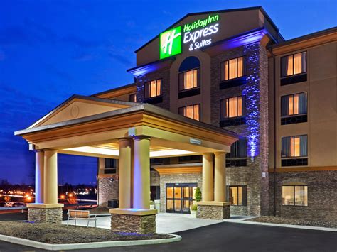 Syracuse Airport Hotel | Holiday Inn Express & Suites Syracuse North ...