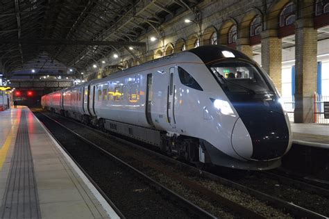 UK: New Avanti West Coast Fleet Begins Main Line Testing | Railway-News