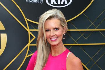 Stacey Sager Bio, Age, Husband, Family, ABC 7 News, Net Worth, Salary ...