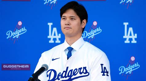 Shohei Ohtani Keeps the Curtain Up in His Grand Dodgers Unveiling ...