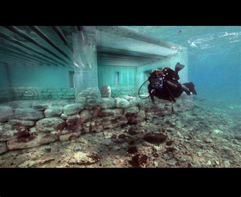 The underwater city is in Port Royal, Jamaica. The city sunk in 1692 ...