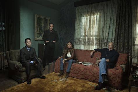 Exclusive: Rabbit Hole cast interviews with Kiefer Sutherland, Meta ...