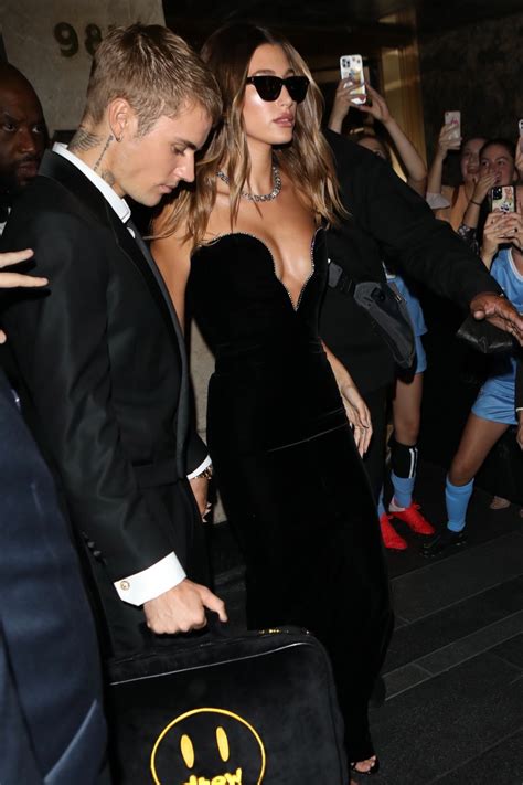 Hailey Rhode Bieber and Justin Bieber – Heading to a Met Gala After Party in NYC 09/13/2021 ...