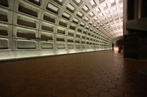 Foggy Bottom Metro station photo - Curt Smith photos at pbase.com