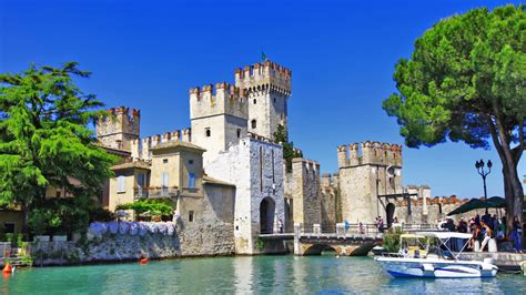 Holidays to Sirmione | Lake Garda | Topflight - Ireland's Italian Specialist