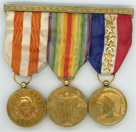 Cuba, Republic. Mounted group of three medals – Floyd's Medals