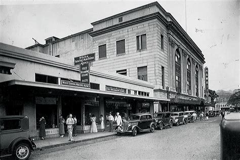 The Historic Hawaiʻi Theatre is a Honolulu Landmark Culture Buffs Need ...