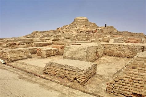 Mohenjo Daro and The Mounds That Hid a Civilization | Ancient Origins