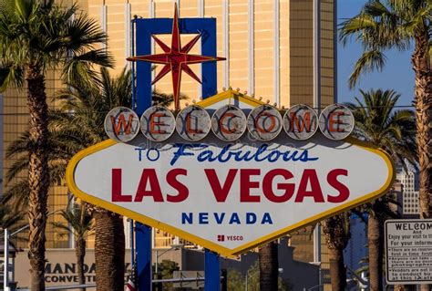 Welcome To Las Vegas Sign at Las Vegas Boulevard - LAS VEGAS - NEVADA ...