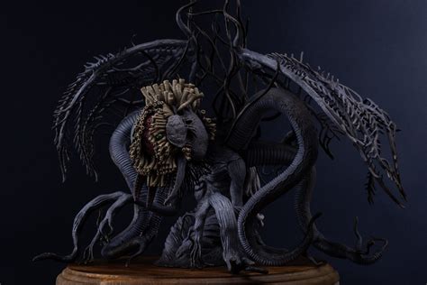 Ebrietas Statue : bloodborne