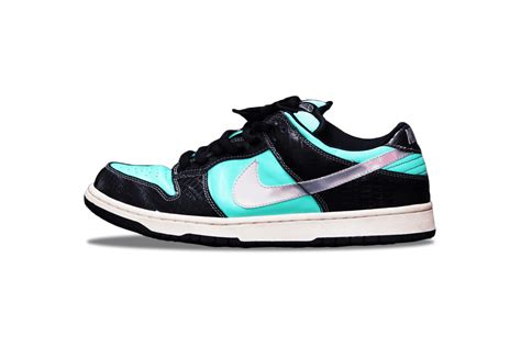 SB DUNK LOW TIFFANY - Kicksdaily