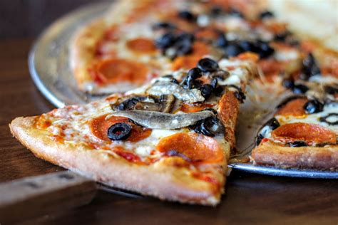 10 Bucks Or Less: Palermo Pizza | Sarasota Magazine