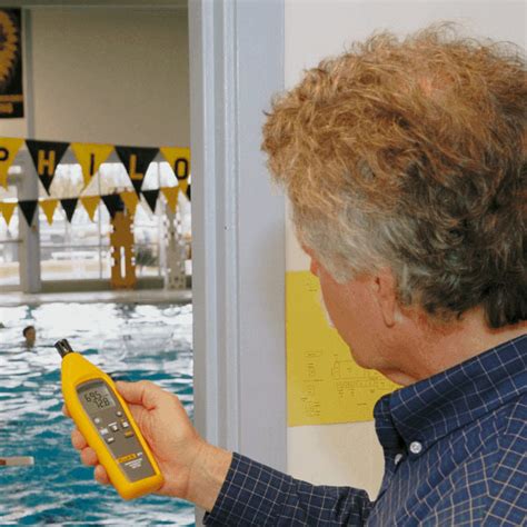 Fluke 971 Temperature Humidity Meter | Accurate Instruments