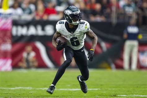 DeVonta Smith fantasy advice: Start or sit the Eagles WR in Week 9 ...