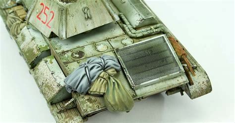 PANZAIR: T-70M: painting bags and tarps