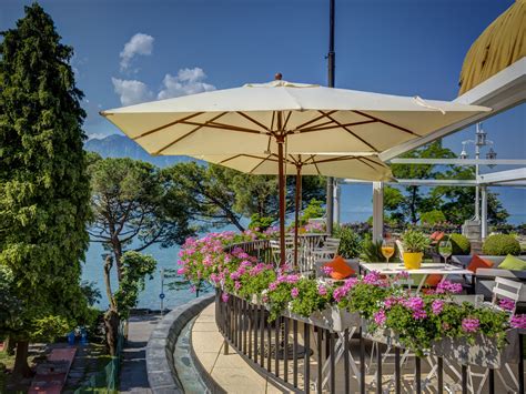 ? Fairmont Le Montreux Palace ? | Paris Match Suisse