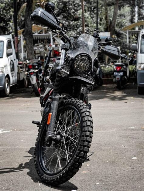 This Modified Royal Enfield Himalayan From Indonesia Looks Raunchy