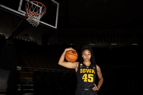 Hannah Stuelke’s athleticism a boost for Iowa women’s basketball - The ...