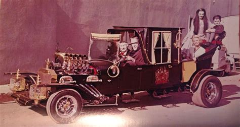 Greatest TV & Movie Cars: The Barris Kustoms Built 'Munster Koach' | Cars movie, Munster, Black ...