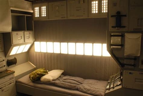 spaceship living quarters - Google Search | Spaceship interior ...