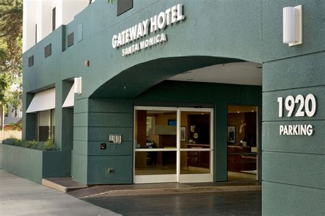 Gateway Hotel Santa Monica Los Angeles, USA - Best Price Guarantee ...