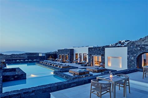 Canaves Oia Epitome - Picture gallery | Santorini resorts, Oia santorini greece, Santorini