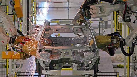 Volvo opens the doors at new South Carolina plant - CNET