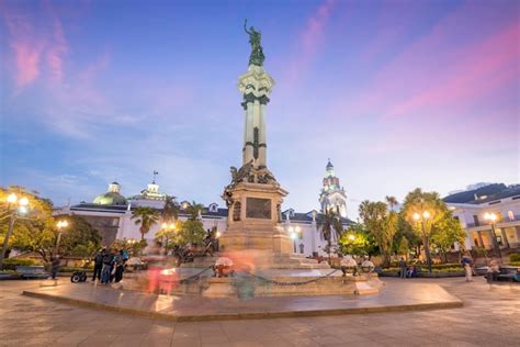 Premium Photo | Plaza Grande in old town Quito Ecuador at night