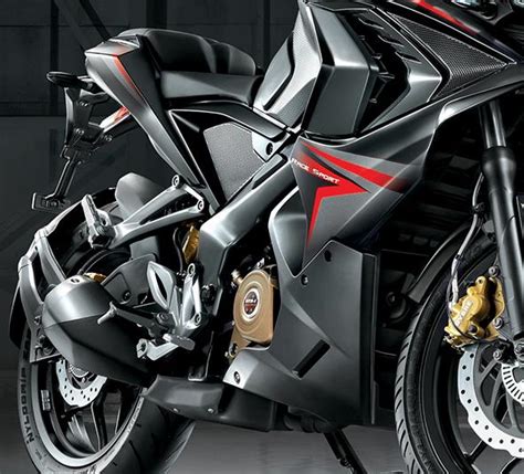 Bajaj Pulsar RS200 'Demon Black'