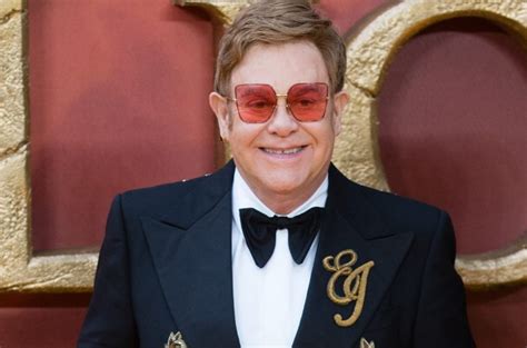 Sir Elton John rips into Government over handling of music industry | Metro News