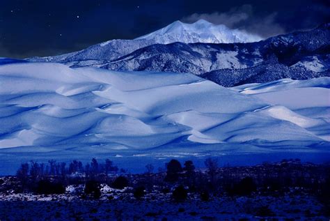 A must-visit park at night: great sand dunes national park #colorado - scoopnest.com