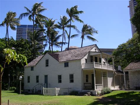 File:One of three houses (the easternmost) in the mission houses museum, Honolulu.jpg