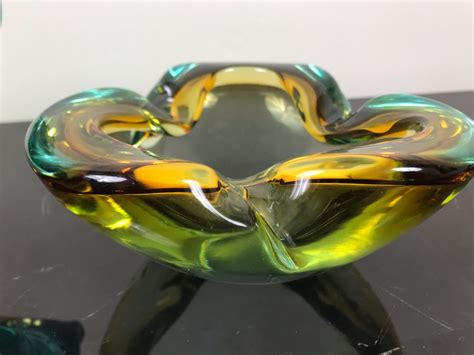 Matching Pair Of Murano Art Glass Bowls Hand Made In Italy