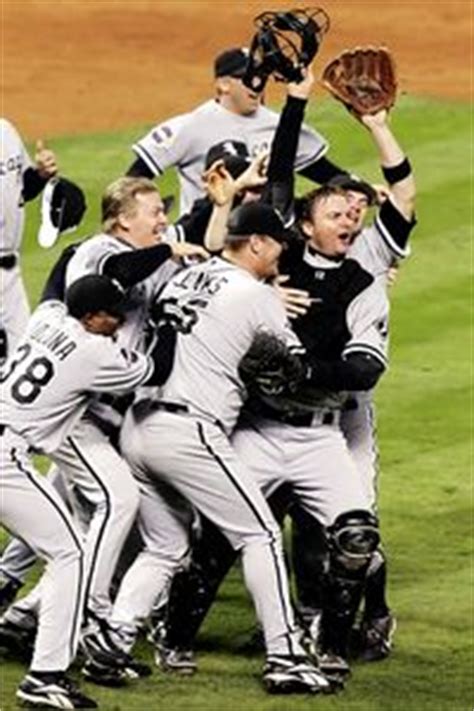 The 2005 Chicago White Sox are a good choice for the best baseball team of the decade