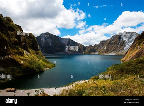 Crater lake Pinatubo Stock Photo - Alamy